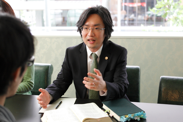 賭博罪に詳しい津田岳宏弁護士